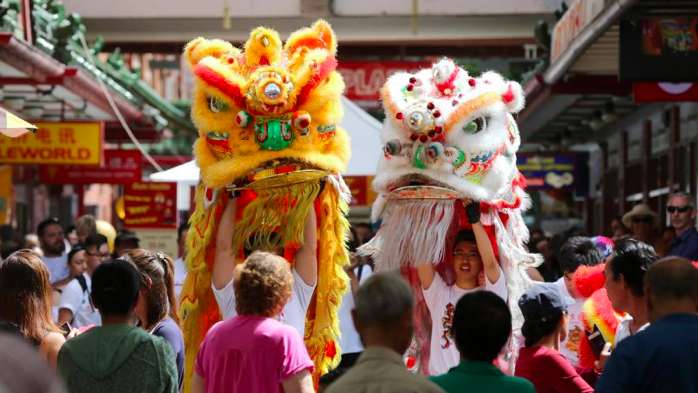 澳洲印象 锣鼓喧天 迎春接福 澳洲中国城舞狮贺新年