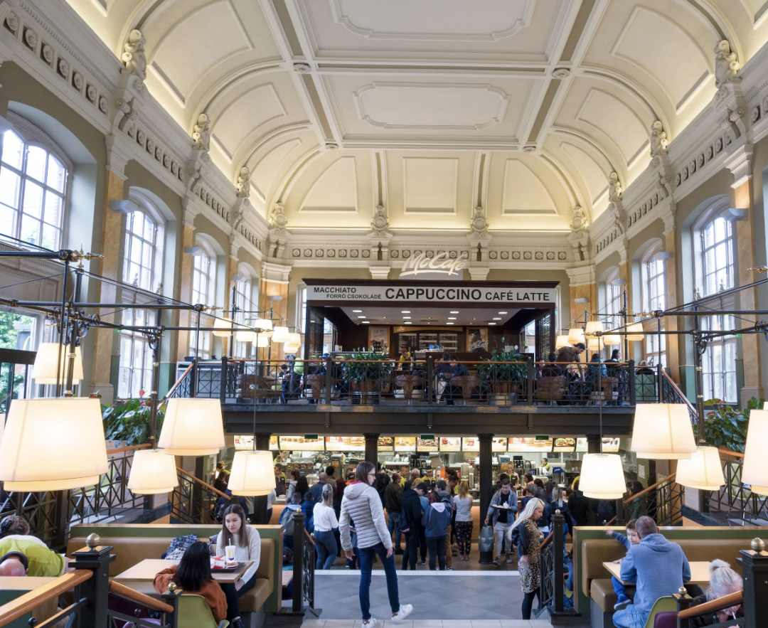 太激动！周杰伦在墨尔本最美麦当劳，地点曝光！世界上最美建筑之一？