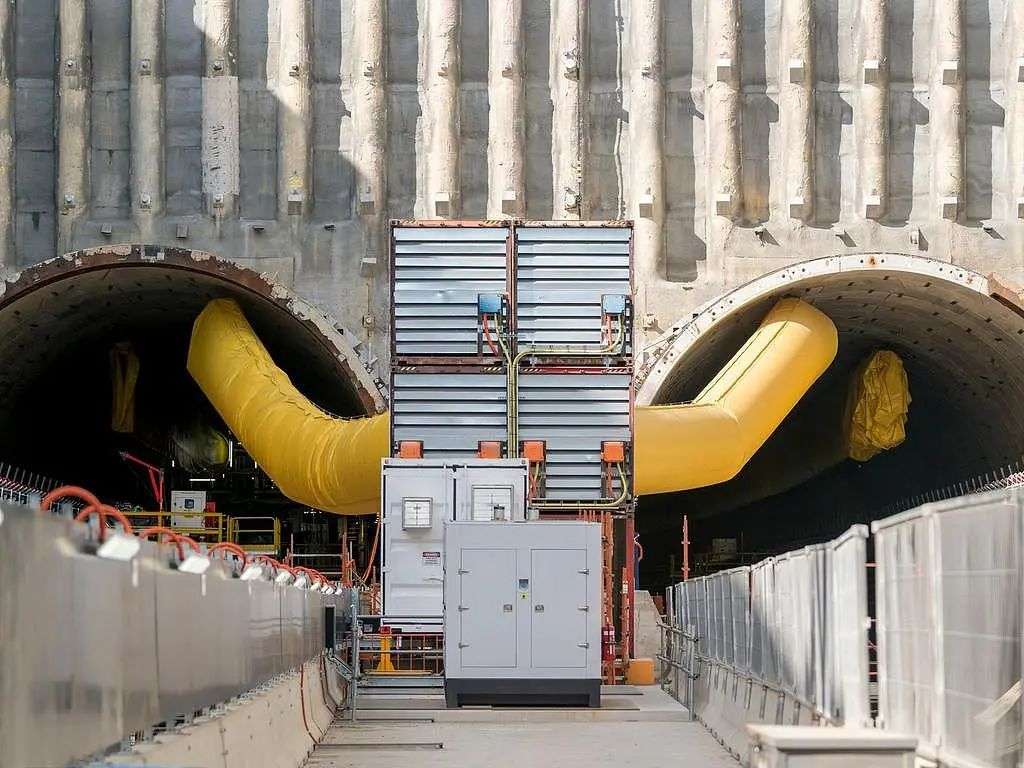 突现20米天坑,维州“最贵道路项目”施工紧急叫停!建设预算达$260亿(组图) - 4