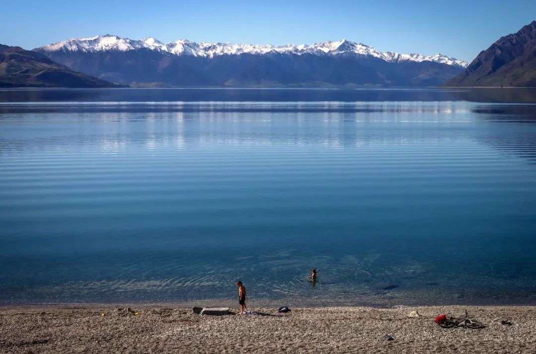 Magnitude 6.7 earthquake hits off New Zealand's South Island