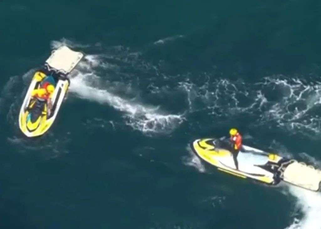 悲剧!中国夫妇在澳被大浪卷走,妻子遗体已找到,丈夫生死未卜(组图) - 2