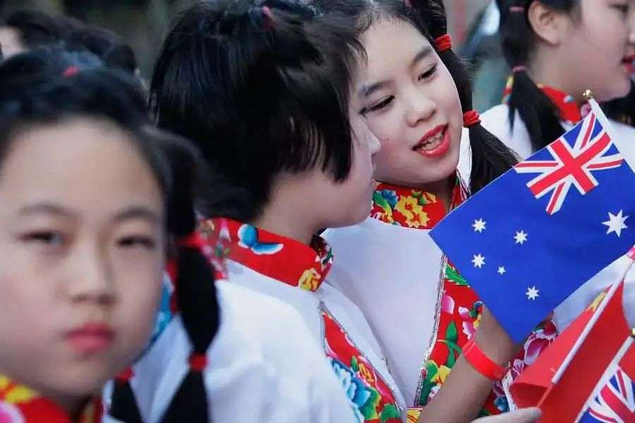 A Brief History of Chinese Migration to Australia | The LOTE Agency