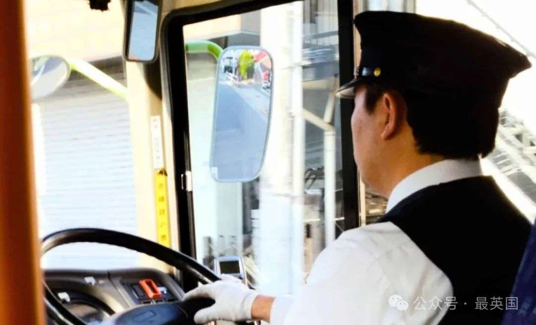 After 29 Years of Service, a Bus Driver in Japan Loses 73,000 Euros in  Pension Payments Due To…