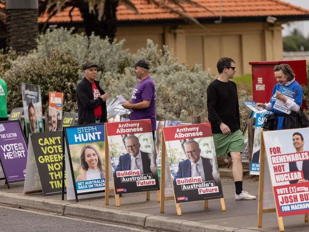 Voters need to ensure they aren’t campaigning inside the polling place, or risk being fined. Picture: Diego Fedele