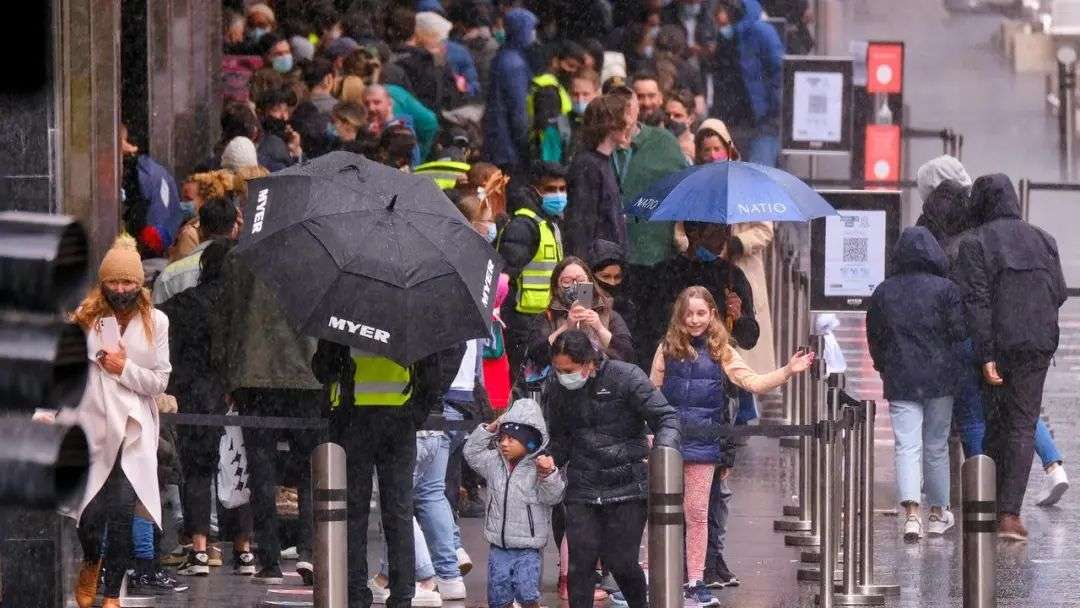 This comes as winter brings the potential for a bad flu season, as well as the rise of Covid cases, as more people huddle indoors. Picture: NCA NewsWire / Luis Enrique Ascui