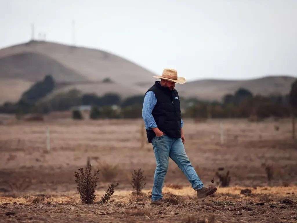 Parts of Victoria have recorded their longest dry spell on record.