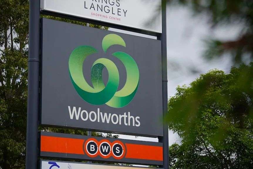 The exterior of a Wooloworths store in Sydney.