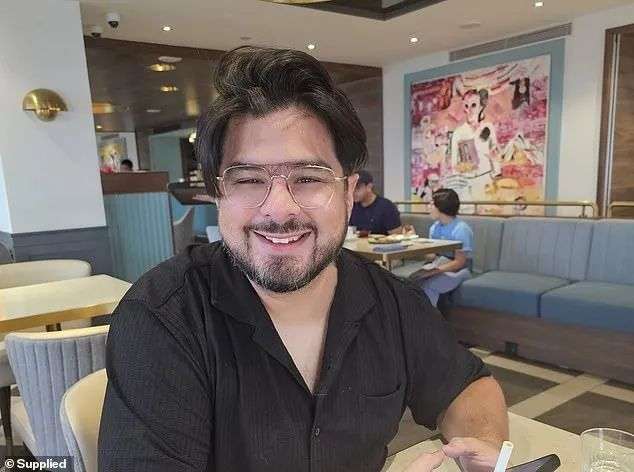 Andrés Lopez-Varela also suffered through extreme peripheral neuropathy and he believes the culprit was vitamin B6 in an over-the-counter supplement.