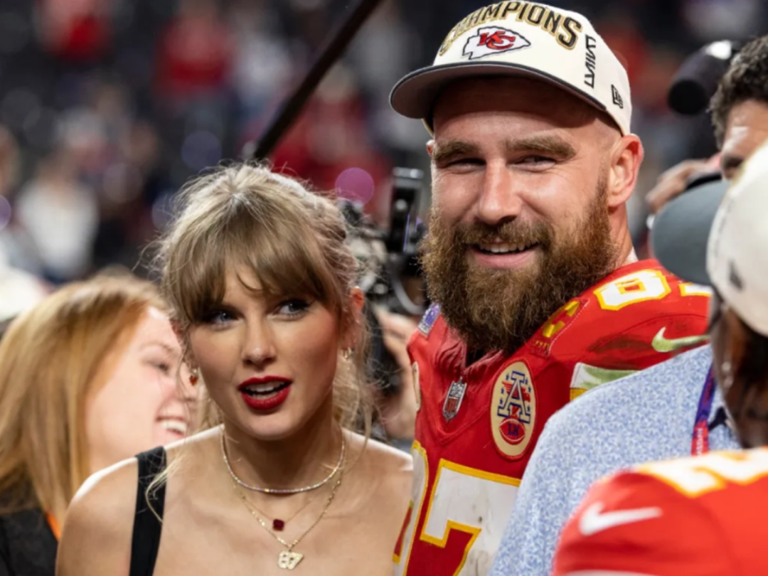 Christmas in the Spotlight: Taylor Swift-Travis Kelce inspired rom-com  'Christmas in the Spotlight' out. Here's where you can watch it - The  Economic Times