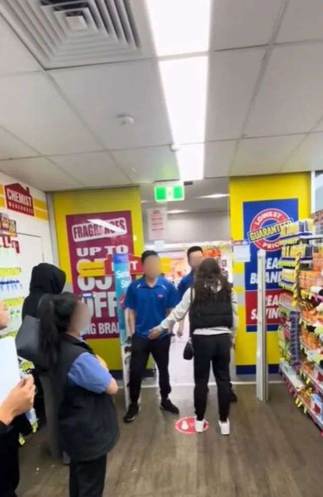 The staff remained calm and professional. Picture: TikTok/crazynewssydney
