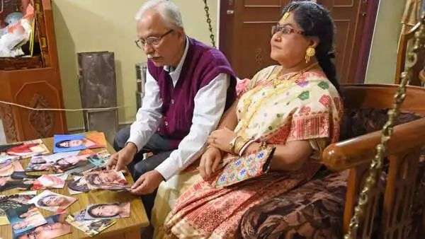 In Kolkata, 65-year-old man installs wife's silicone statue after Covid  snatches her away | Kolkata News - Times of India