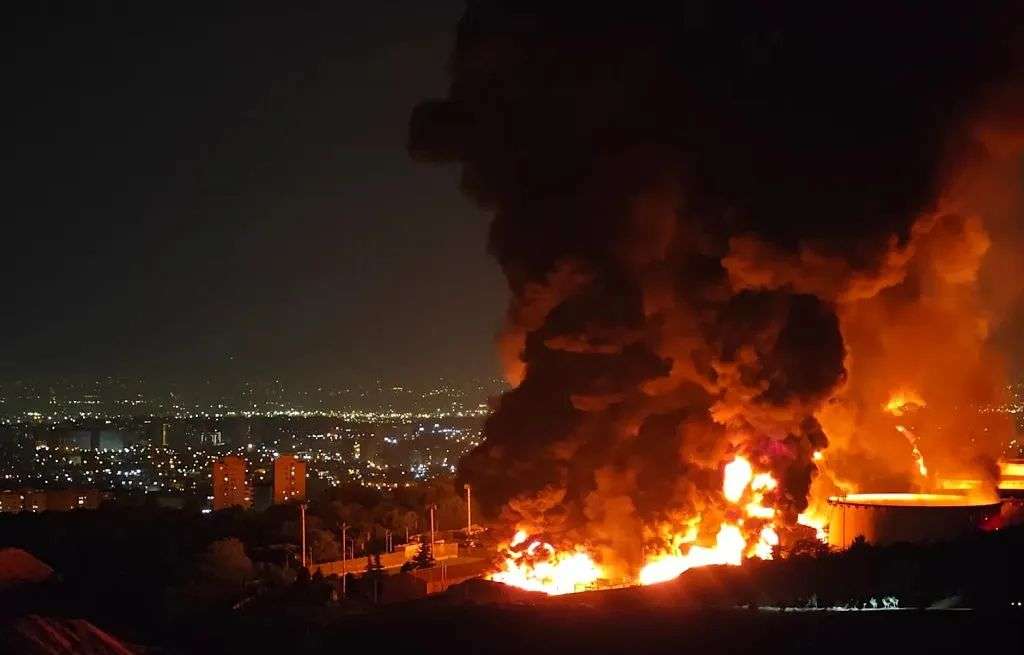 伊以冲突持续升级，澳洲关闭驻伊朗大使馆！外交人员撤离德黑兰（组图） - 2