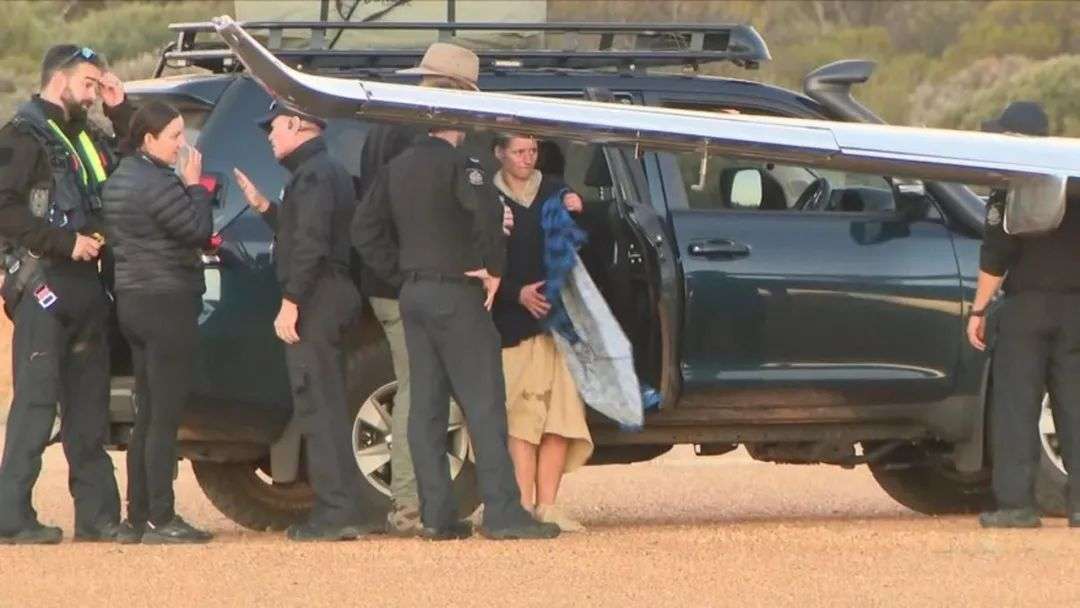 Missing German backpacker Carolina Wilga is helped onto a plane for medical treatment, after surviving 12 days in the Wheatbelt region of WA. Picture: 7News