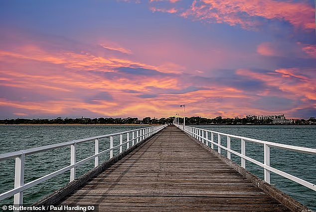 悉尼墨尔本不再吃香？澳人心中“最宜居”城市曝光！结果很意外...（组图） - 2