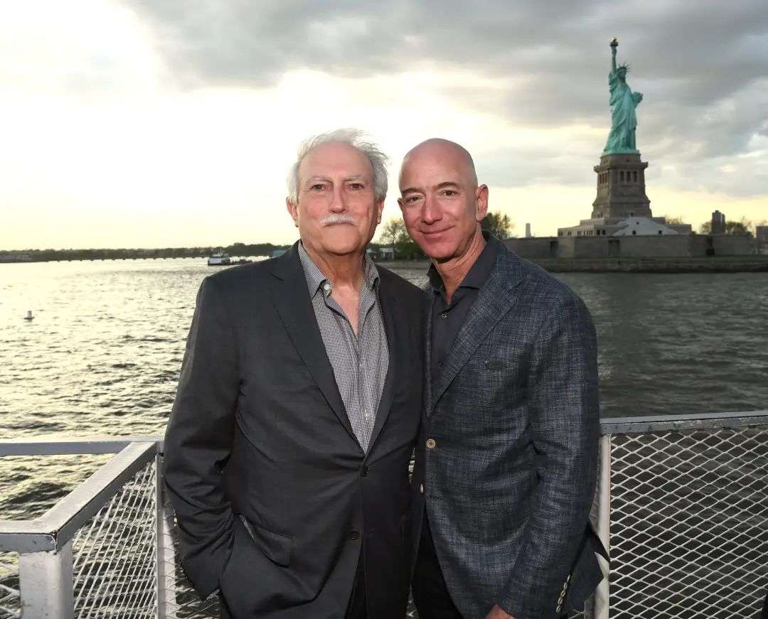How Jeff Bezos' dad who came from Cuba alone at 16 inspires him