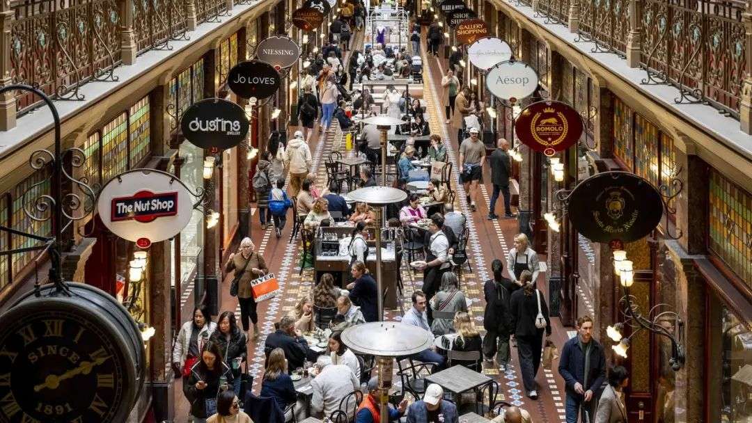 降息后,澳大利亚人感觉好多了。图片:NewsWire/Monique Harmer