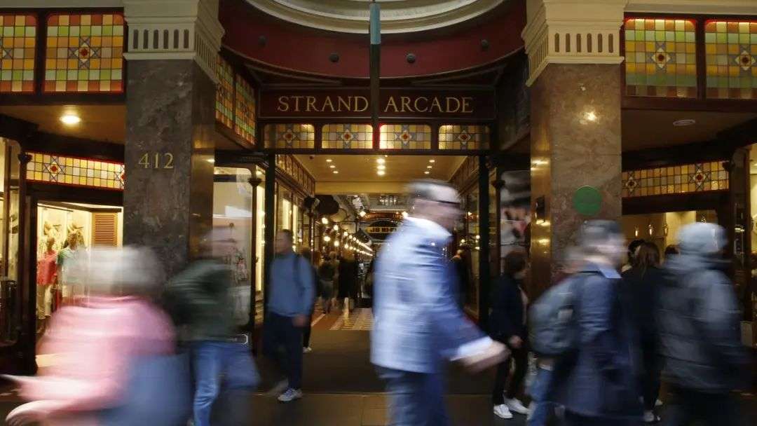 澳大利亚人现在表示,现在是购买高价商品的好时机。图片:NewsWire / John Appleyard