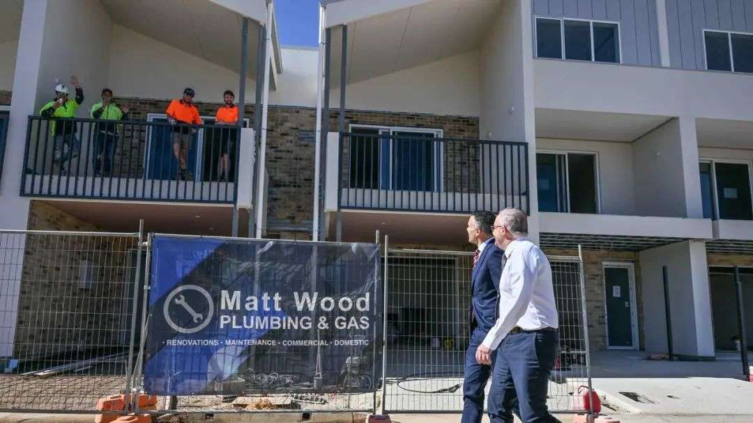 The federal government has also been spruiking its house building plan. Picture: NCA NewsWire / Brenton Edwards