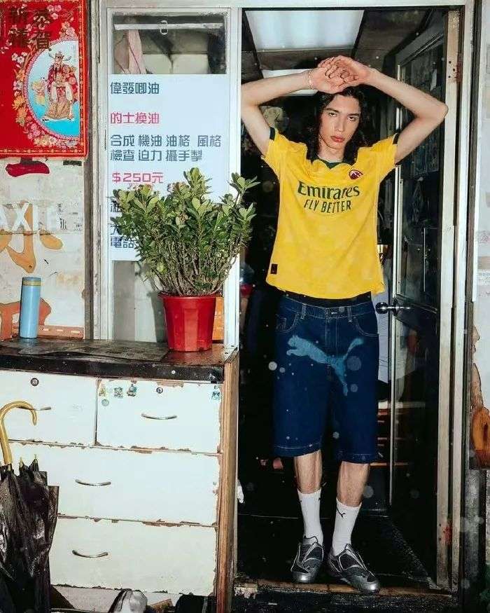 彪马与意甲球队AC米兰开展合作/图片来源:彪马微博