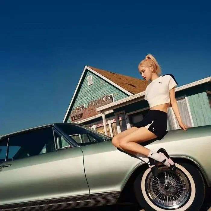 彪马凭借由Blackpink成员Rosé代言的Speedcat鞋引发热度/图片来源:彪马微博