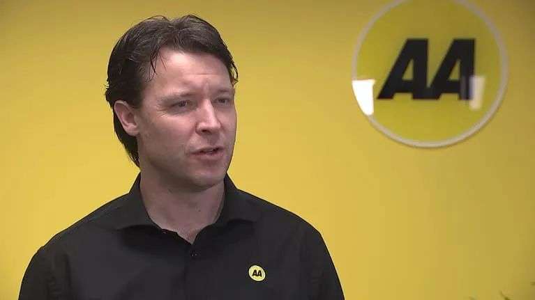 AA 研究基金会经理 Dylan Thomsen