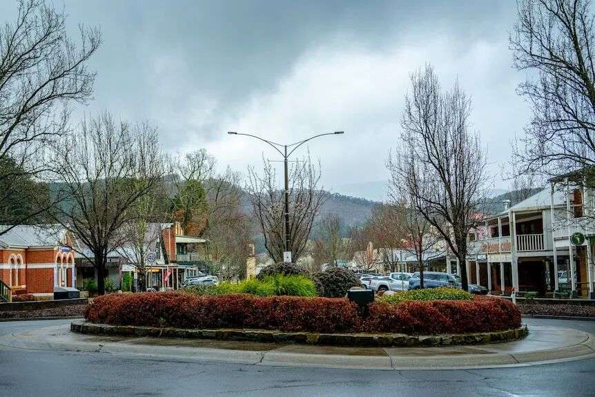 布莱特中心的环形交叉路口。