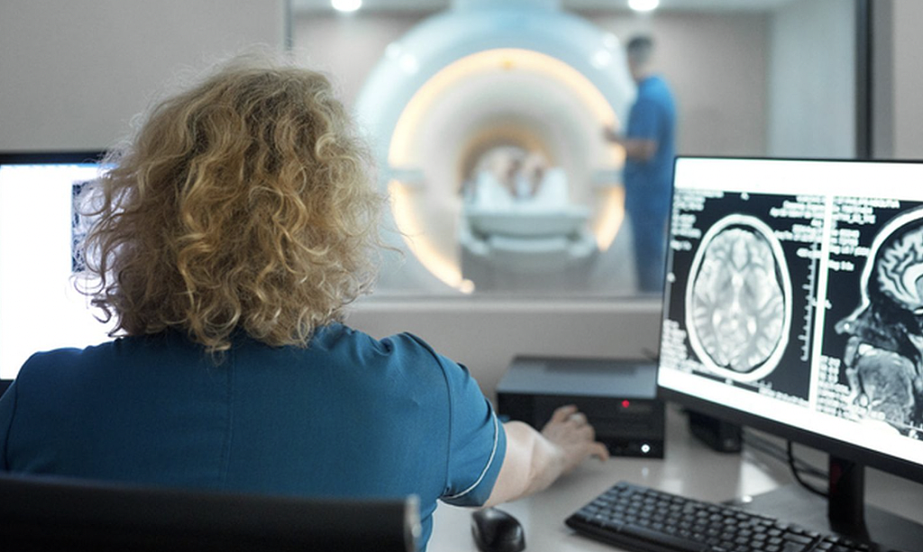 澳洲年薪TOP10职业出炉!医疗行业霸榜,放射科医生以$23.6万居首(组图) - 2