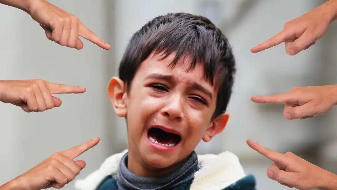 温哥华华人妈妈控诉富人学区版“黑暗荣耀” ,女儿刚进校几天就遭霸凌,温房网