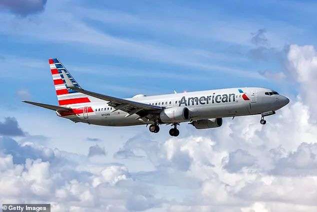 一名美国航空公司的飞行员因“直觉”认为事情不对劲而拒绝驾驶一架满载乘客的飞机,此举受到社交媒体用户的称赞