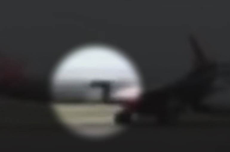 航班滑行时货舱门竟大开!捷星急查,工会直指安全隐患(图) - 2