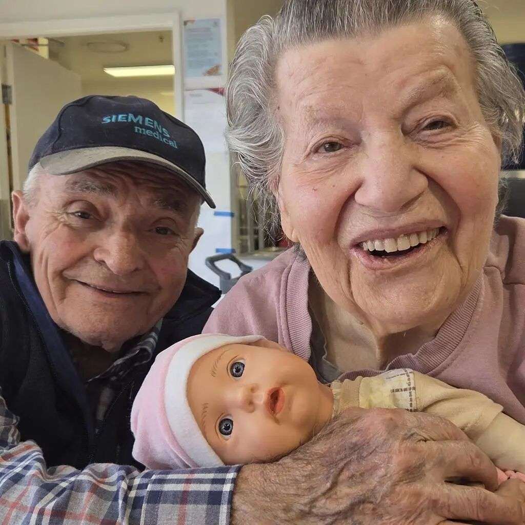 Elizabeth Ziogas with husband Arthur. Elizabeth is living with dementia and taking part in