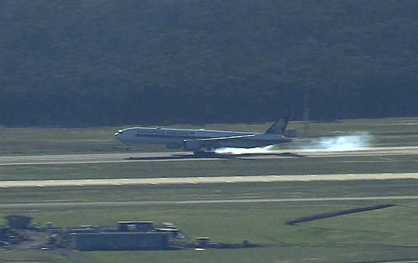 “从未见过飞机飞这么低!” 新加坡航空航班突遭技术问题,墨尔本上演“空中惊魂”(组图) - 3