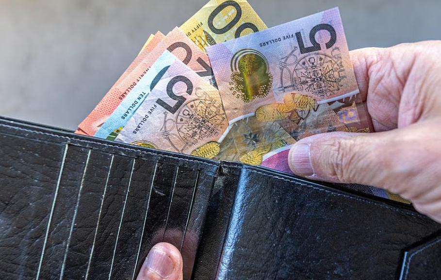 心酸!生活成本飙升,2成澳人吃不起饭,“交了租金就没钱买食物”(组图) - 3