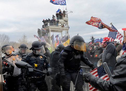 国会山暴乱场景