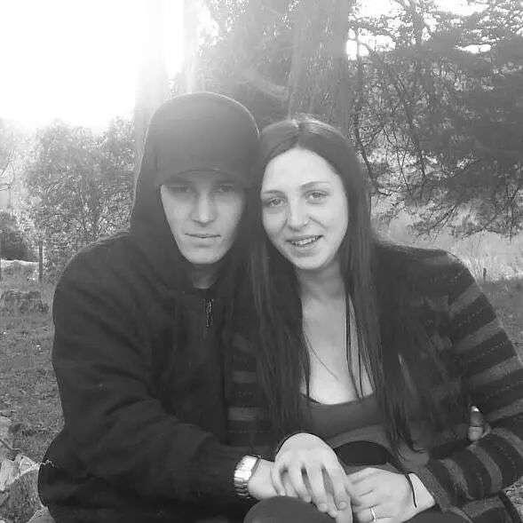 No photo description available.