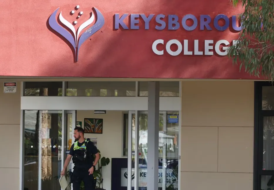 ScreenShot_2025-12-03_102605_017.png,0