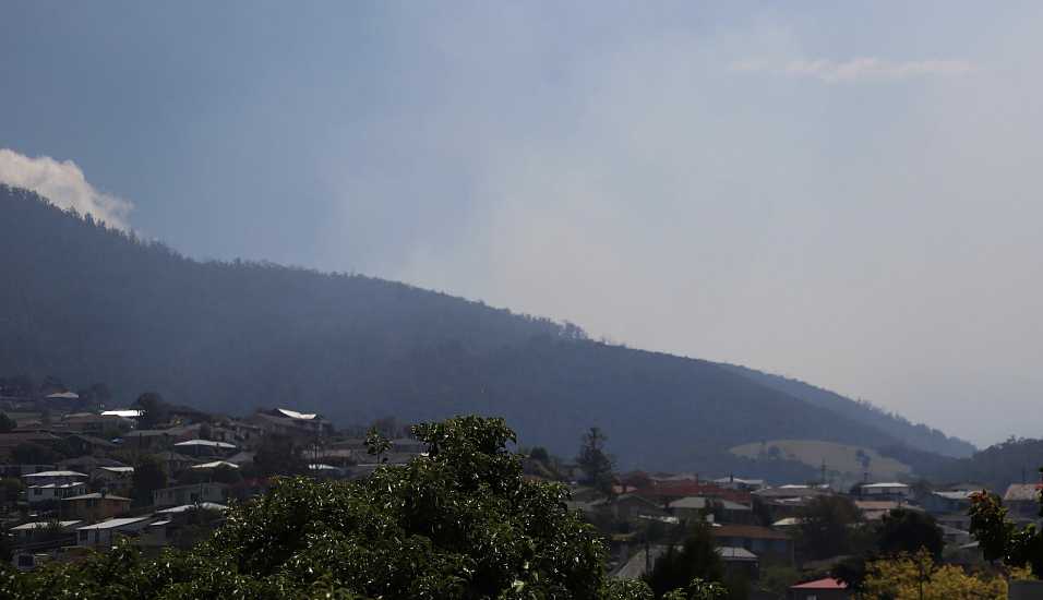 塔州维州林火失控紧急升级，当局发布紧急警报，敦促多地区居民立即撤离（组图） - 2