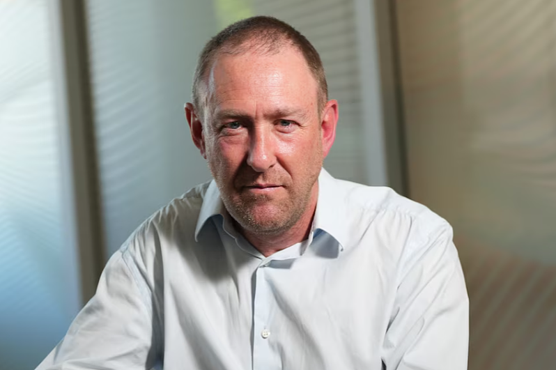 悉尼Cronulla种族骚乱20周年！数千西人街头追打中东裔，引后者大规模报复（视频/组图） - 6