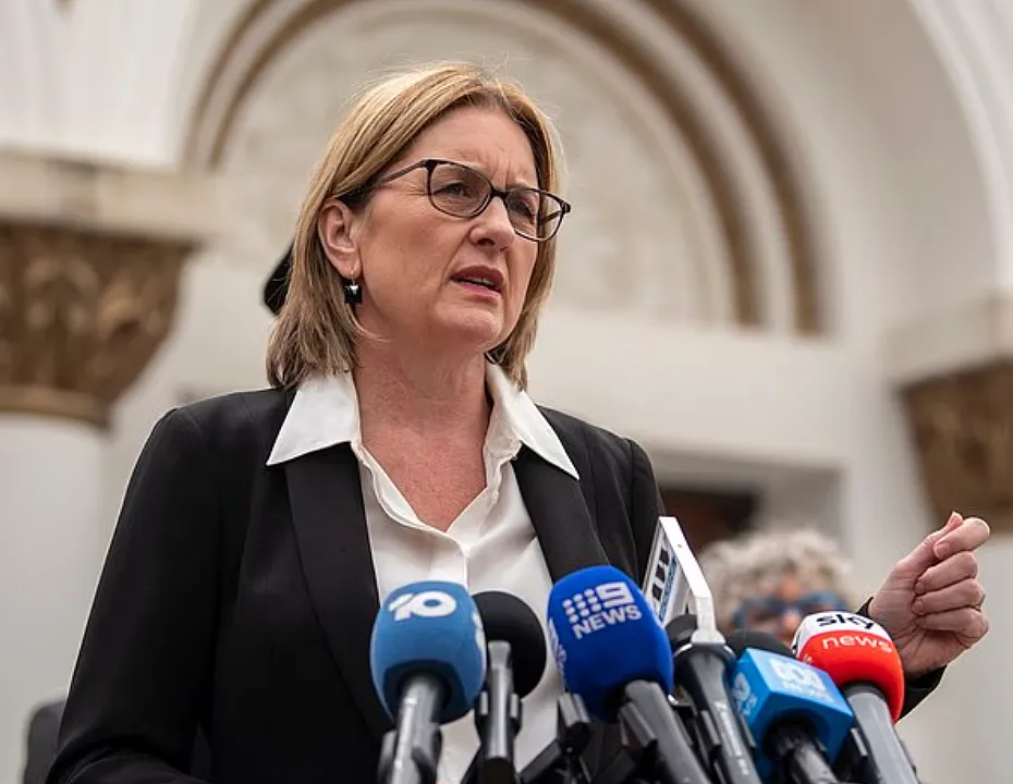 维州州长丈夫酒驾被当场查获！被吊销驾照3个月，州长：震惊且抱歉（组图） - 3