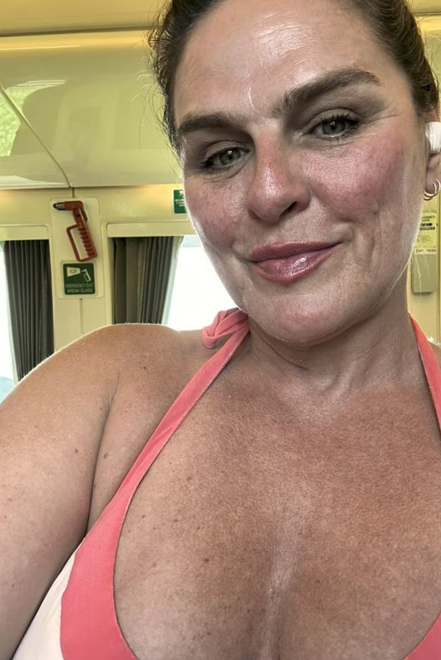 澳洲“糖妈”自曝：我不是包养小鲜肉，是他们给我钱花（组图） - 1