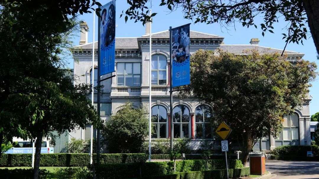 St Catherine's Principal Michelle Carroll to leave Toorak school | Herald  Sun