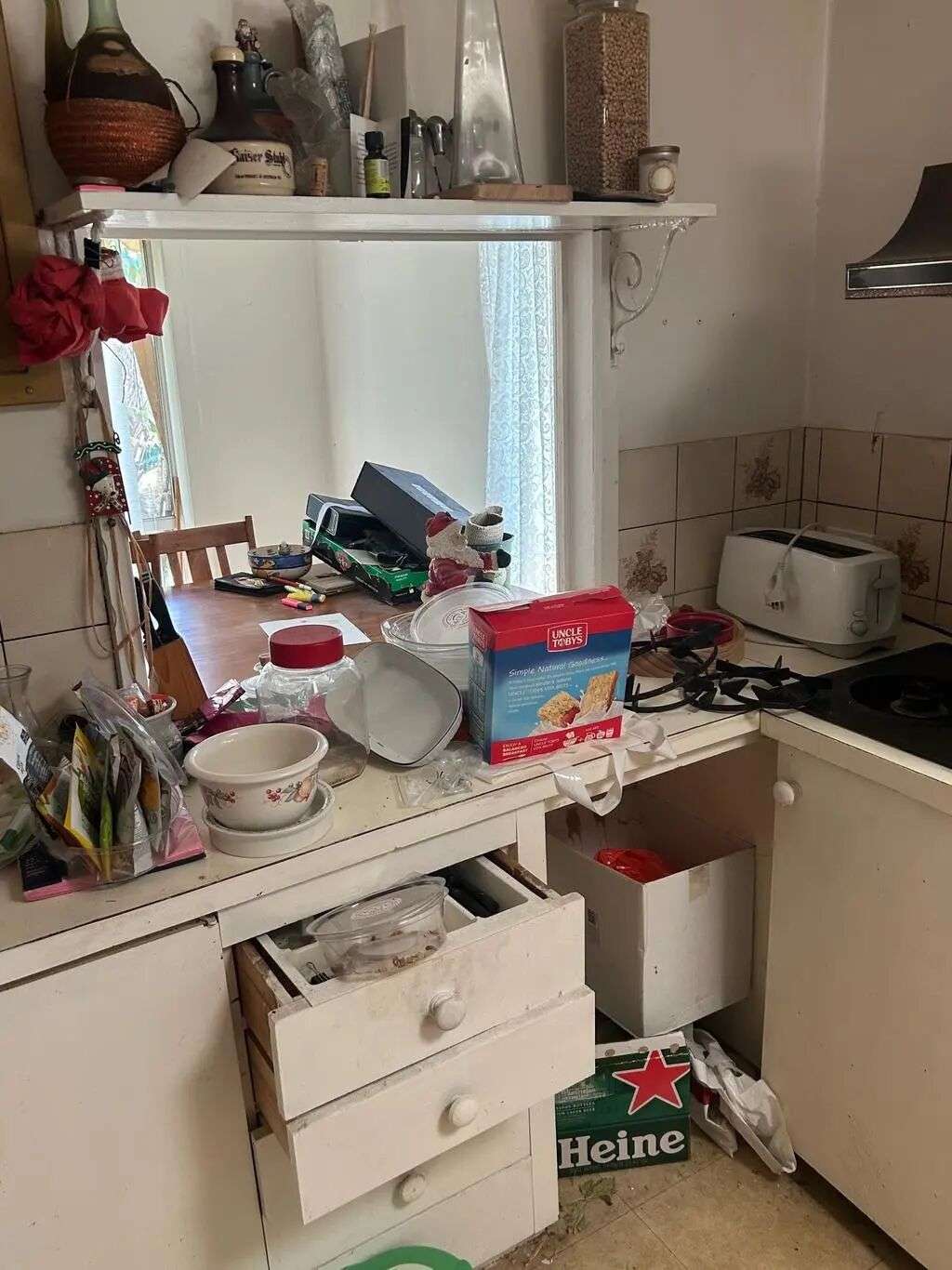 Melbourne rental home left in poor condition by tenants who were $20,000-plus behind on their rent - for herald sun real estate