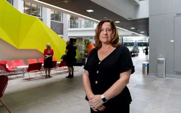 政府已获得另外两种新冠疫苗，总理表示所有新西兰人都将能够接种疫苗。