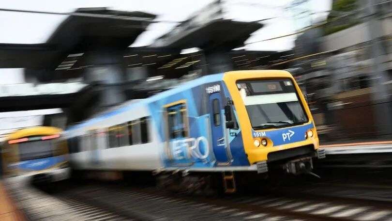 Travel on Victoria's trains, trams and buses will be free of charge until the end of April. (Joel Carrett/AAP PHOTOS)