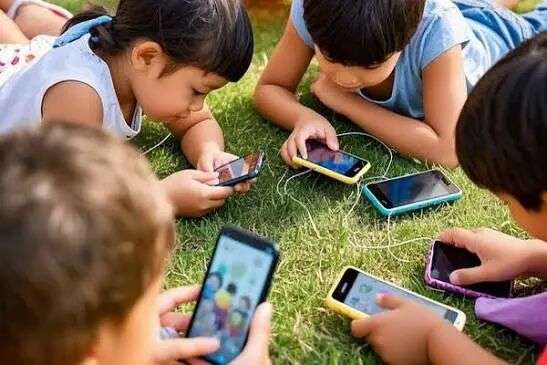 马来西亚：明年起，禁止16岁以下青少年独立使用社交媒体！